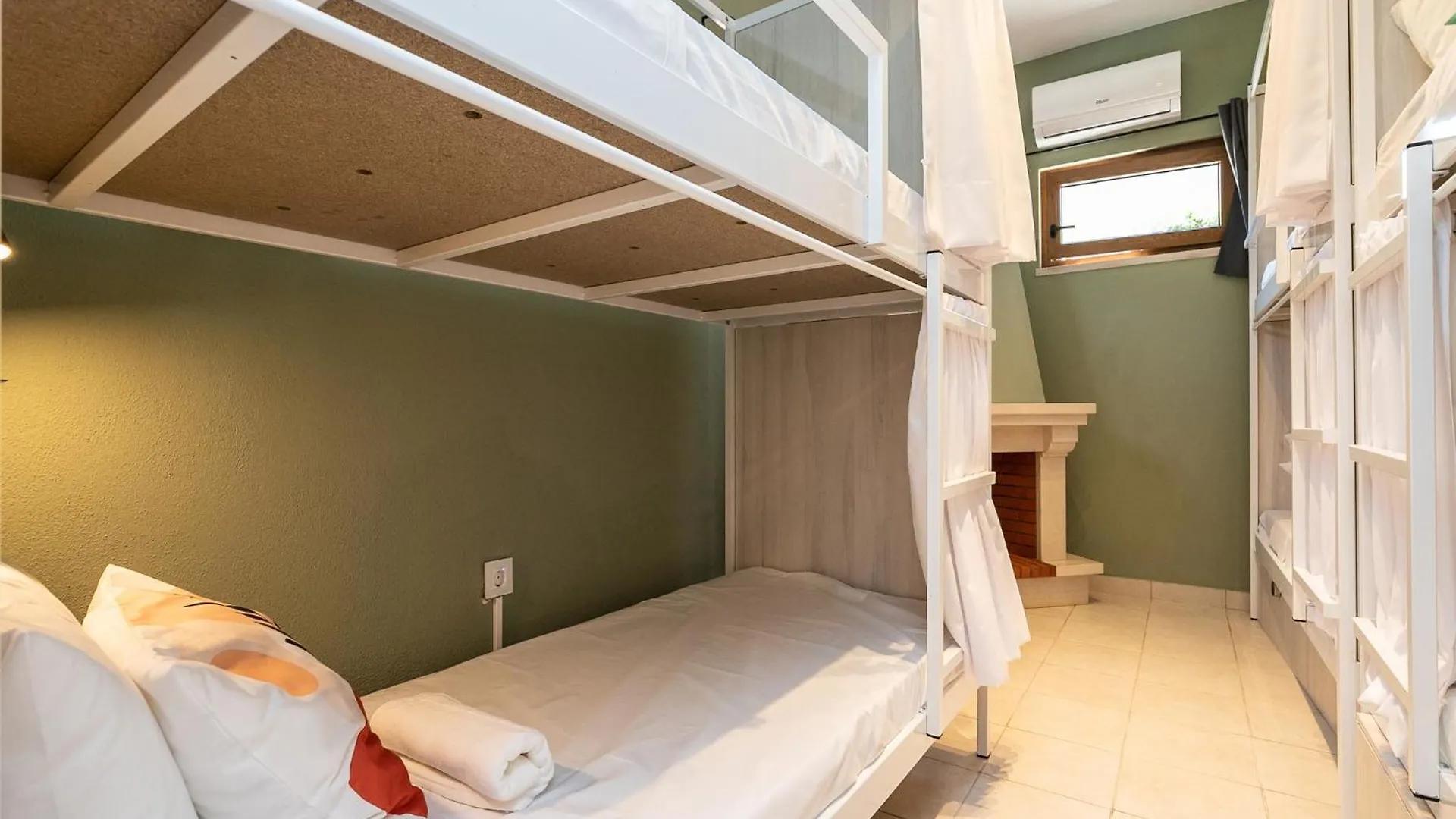 Walk In Hostel Faro Airport