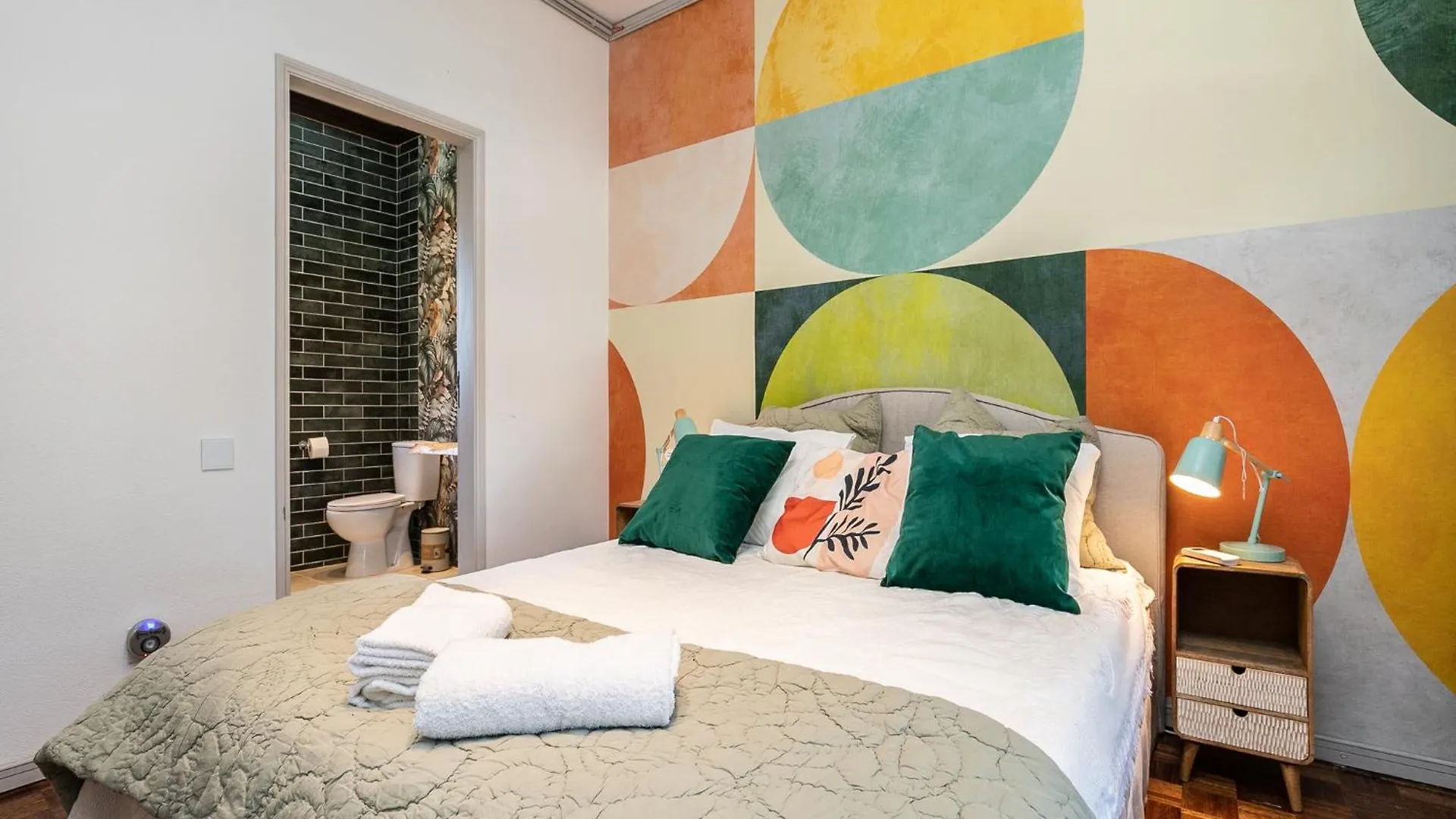 Walk In Hostel Faro Airport