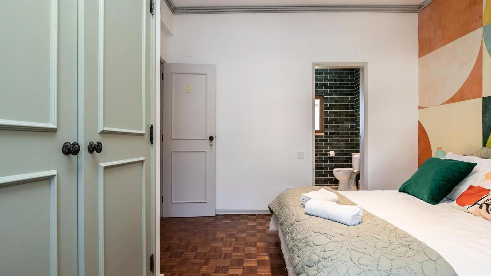 Walk In Hostel Faro Airport