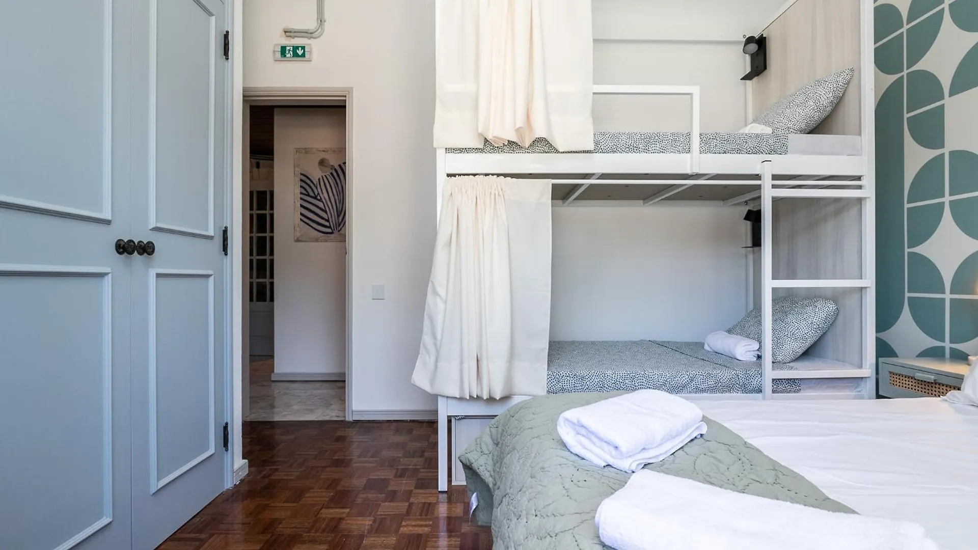 Walk In Hostel Faro Airport