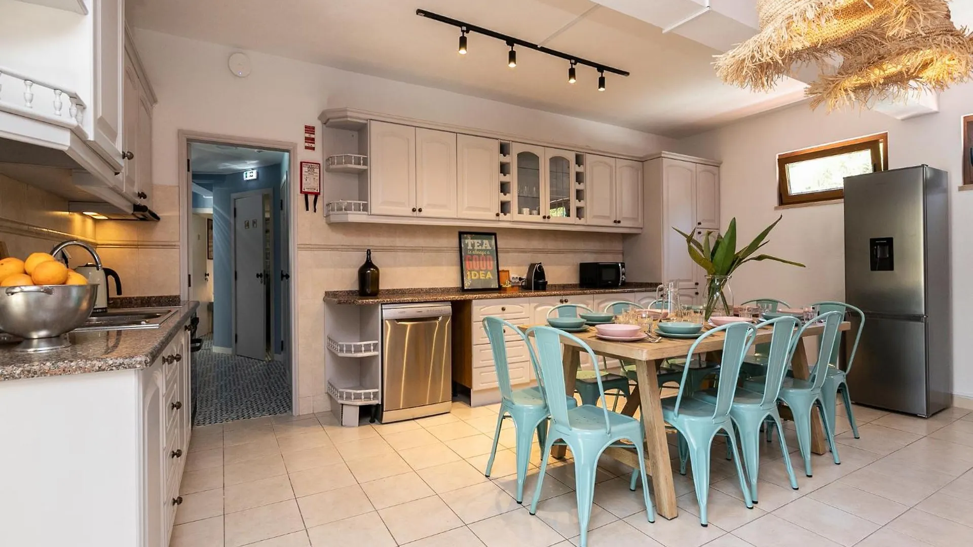Walk In Hostel Faro Airport