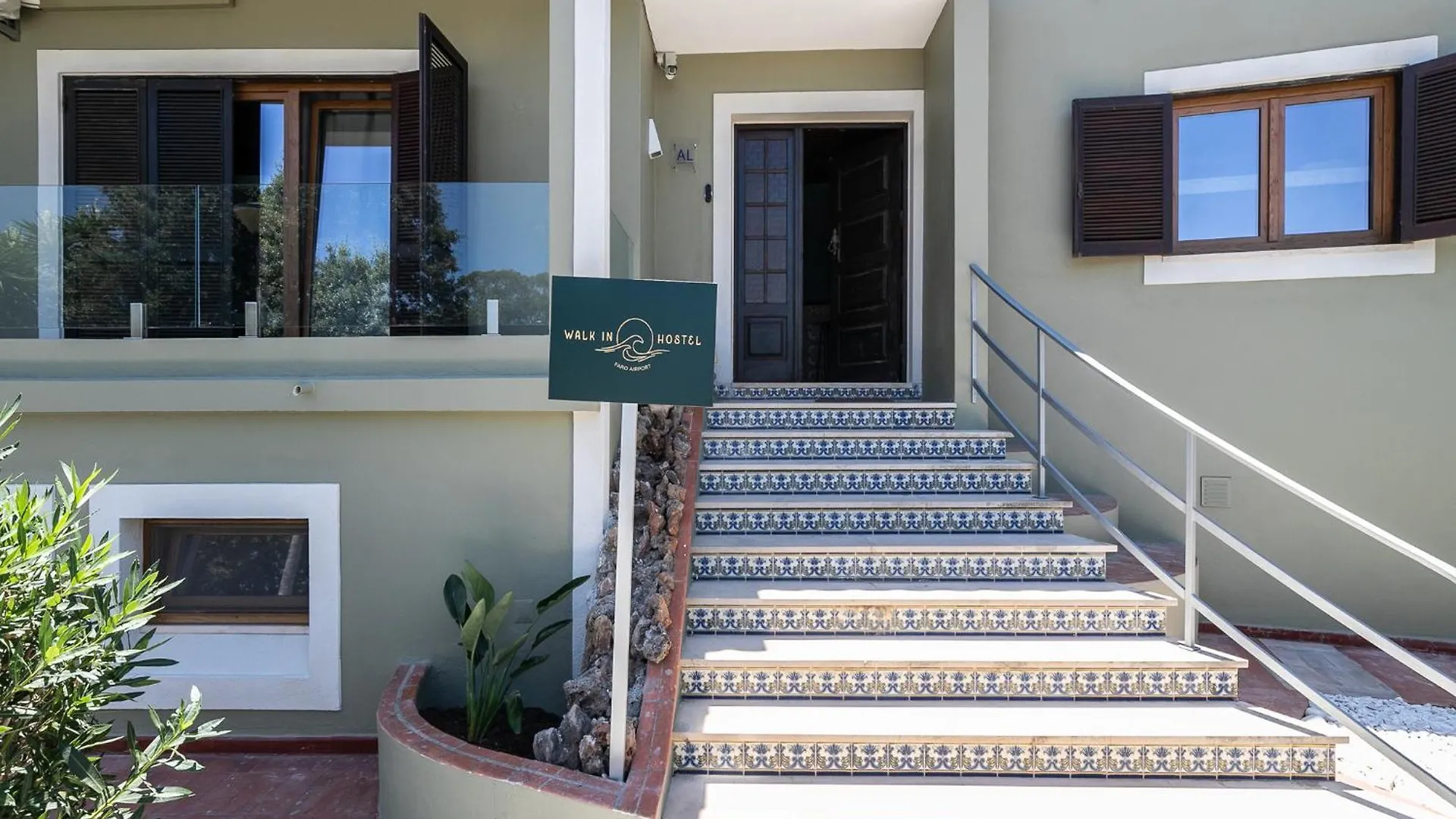 Walk In Hostel Faro Airport